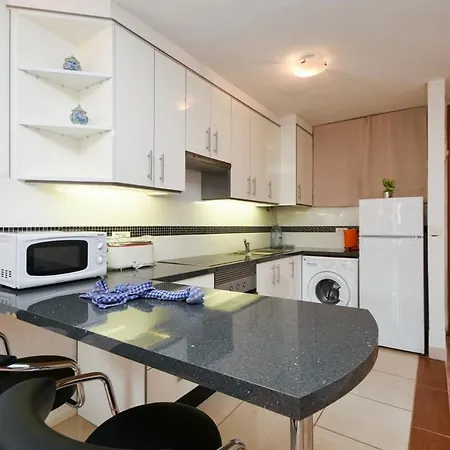 Parque Santiago I 62 - Two Bed Apartment Playa de las Americas (Tenerife)